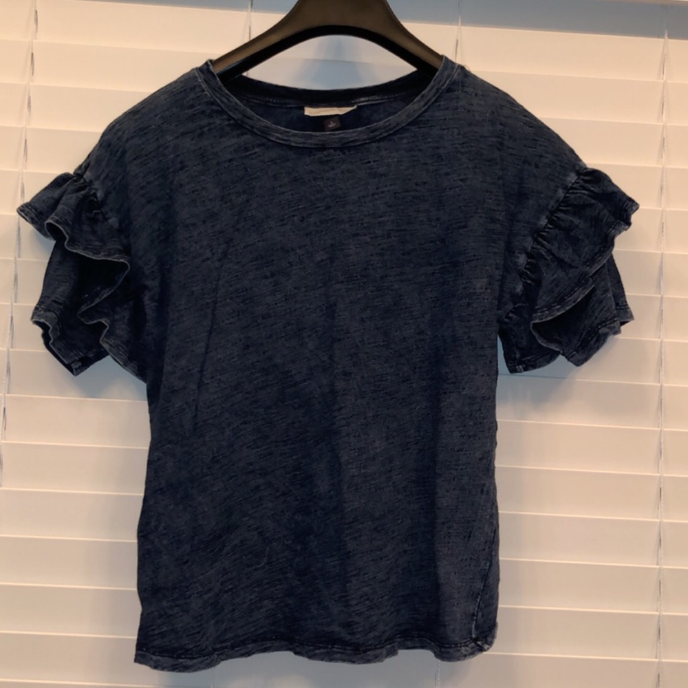 ruffle sleeve shirt